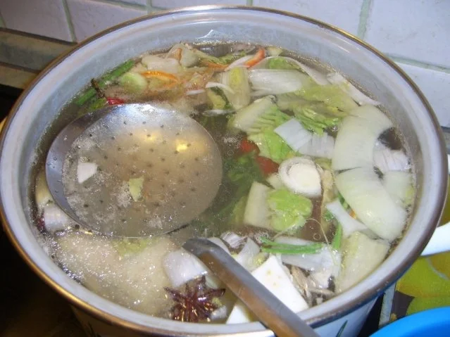 Rezept: Pho' ga' HaNoi Bild Nr. 7 Pho' ga' HaNoi - Rezept - Bild Nr. 7