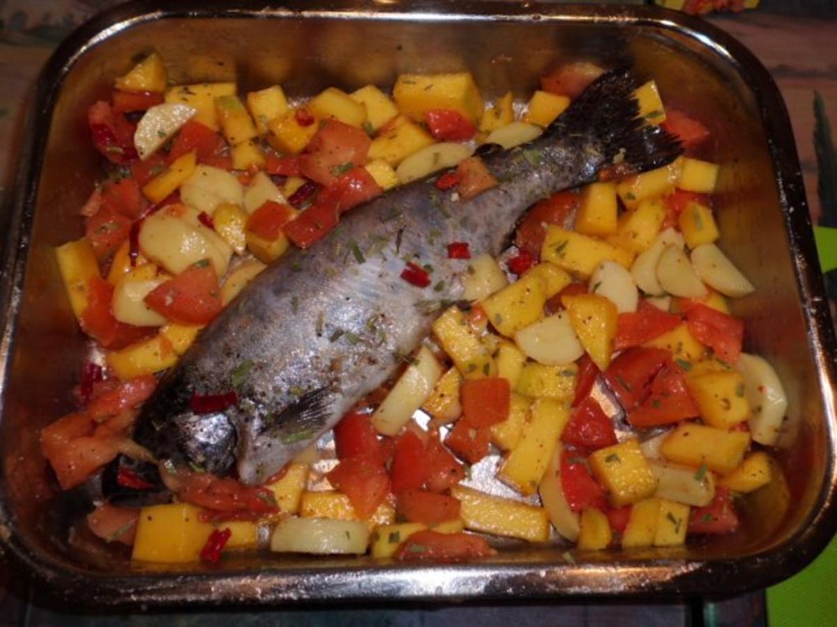 Fisch: Forelle mit Gemüse-Obst-Pfanne - Rezept - Bild Nr. 3