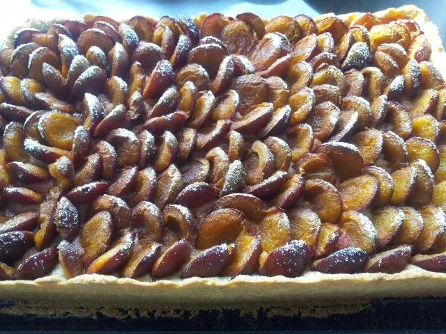 Rezept: Zwetschgen-Blechkuchen Bild Nr. 4 Zwetschgen-Blechkuchen - Rezept - Bild Nr. 4