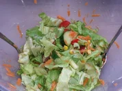 Insalata Mista mit Pestodressing - Rezept