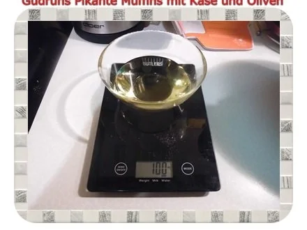 Rezept: Muffins: Pikante Muffins mit Oliven und Käse Bild Nr. 4 Muffins: Pikante Muffins mit Oliven und Käse - Rezept - Bild Nr. 4