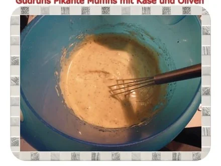 Rezept: Muffins: Pikante Muffins mit Oliven und Käse Bild Nr. 7 Muffins: Pikante Muffins mit Oliven und Käse - Rezept - Bild Nr. 7