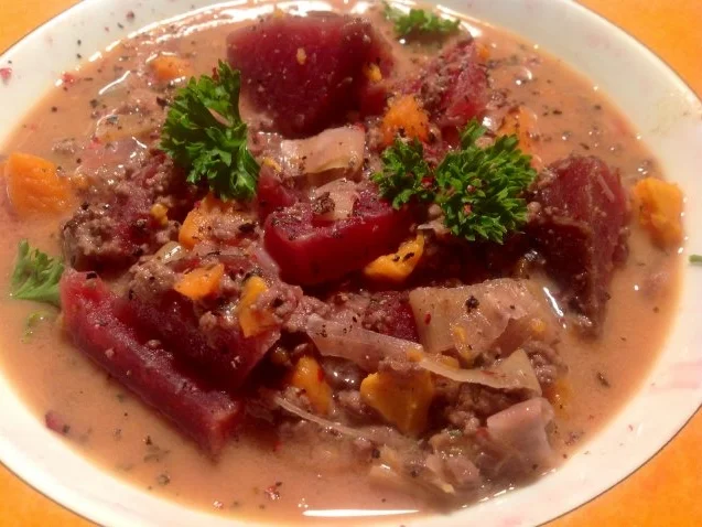 Rezept: Rote Bete Hackfleisch-Topf Bild Nr. 2 Rote Bete Hackfleisch-Topf - Rezept - Bild Nr. 2