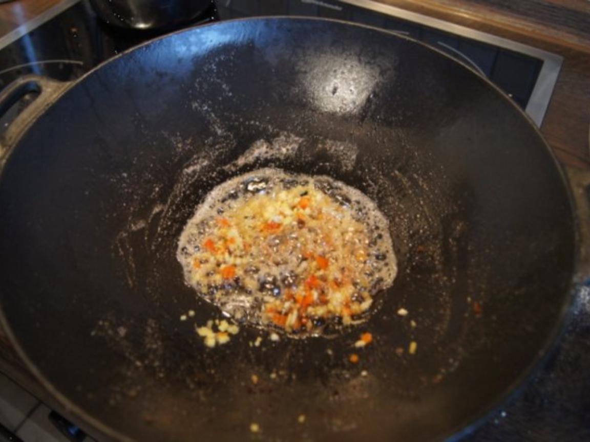 Chicken Nuggets mit Wokgemüse süß-sauer und Reis - einfach - von MausVoh