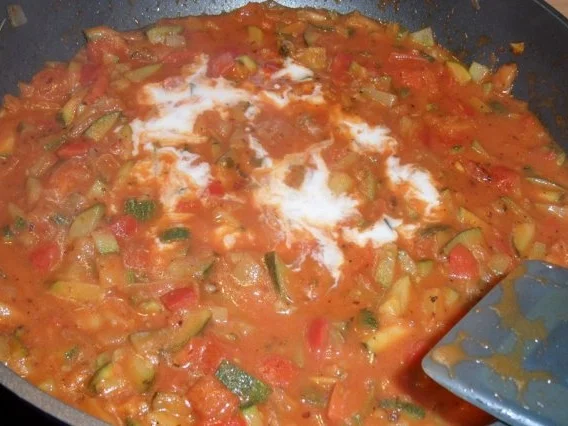 Pasta mit Gemüsesoße - Rezept - Bild Nr. 4