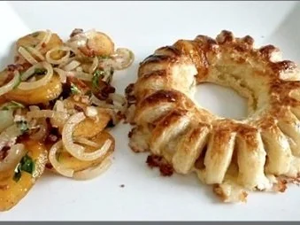 Chili Wiener im Cheddar Käse-Blätterteig-Mantel  aus dem Backofen und Bratkartoffeln dazu - Rezept - Bild Nr. 32