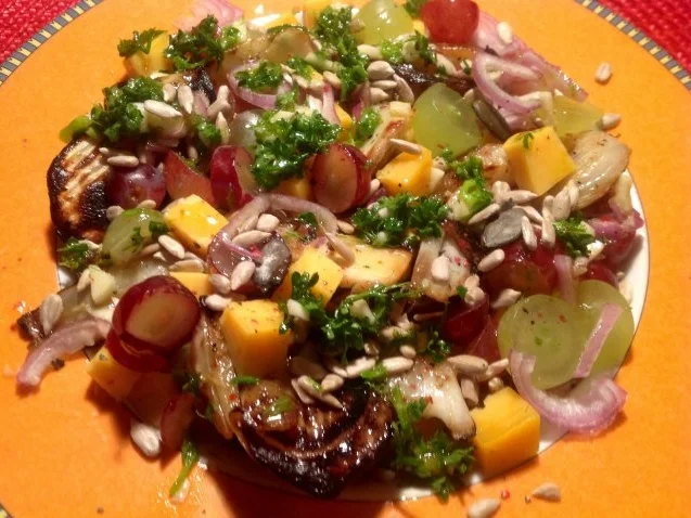 Rezept: Fenchel-Trauben-Salat mit Käse Fenchel-Trauben-Salat mit Käse - Rezept