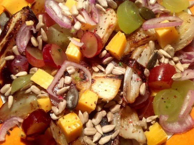 Rezept: Fenchel-Trauben-Salat mit Käse Bild Nr. 12 Fenchel-Trauben-Salat mit Käse - Rezept - Bild Nr. 12