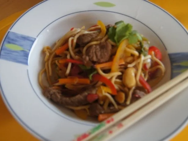 Rindfleisch-Nudel-Wok - Rezept