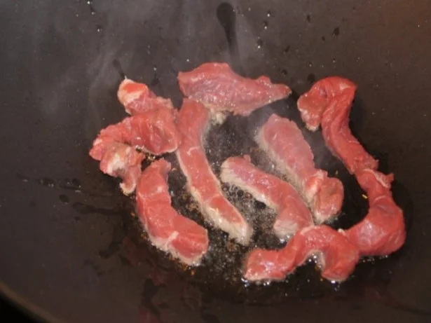 Rindfleisch-Nudel-Wok - Rezept - Bild Nr. 5