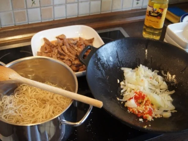 Rindfleisch-Nudel-Wok - Rezept - Bild Nr. 6