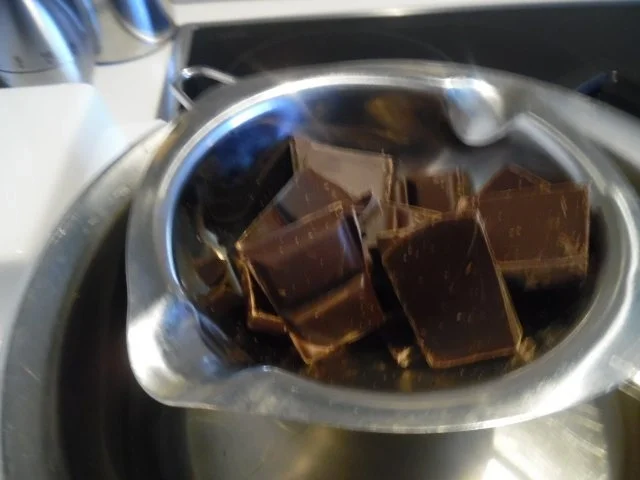 Rezept: "Schwarzwälder-Kirsch" Gugelhupf Bild Nr. 9 "Schwarzwälder-Kirsch" Gugelhupf - Rezept - Bild Nr. 9