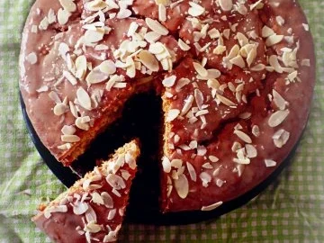 Apfel-Mandel-Rührkuchen - Rezept
