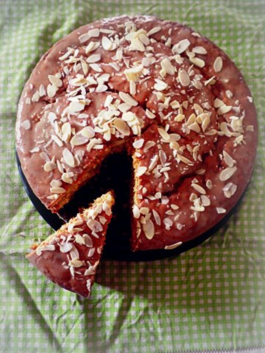 Apfel-Mandel-Rührkuchen - Rezept mit Bild - kochbar.de