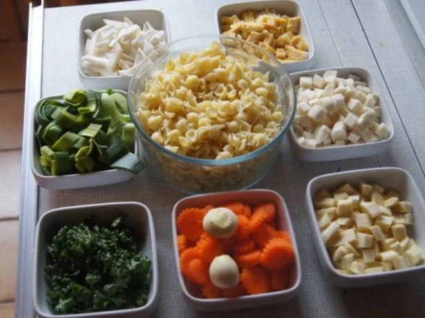 Hähnchensuppe mit Einlage - Rezept - Bild Nr. 11