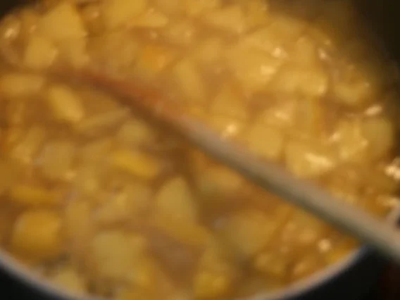 Kartoffelsuppe mit Weißwurst - Rezept