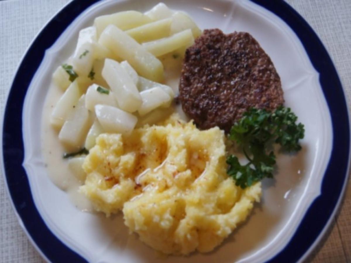 Bilder für Rindermettsteak mit Sahne-Kohlrabi und Kartoffelstampf - Rezept