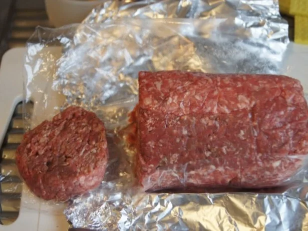 Rindermettsteak mit Sahne-Kohlrabi und Kartoffelstampf - Rezept - Bild Nr. 6