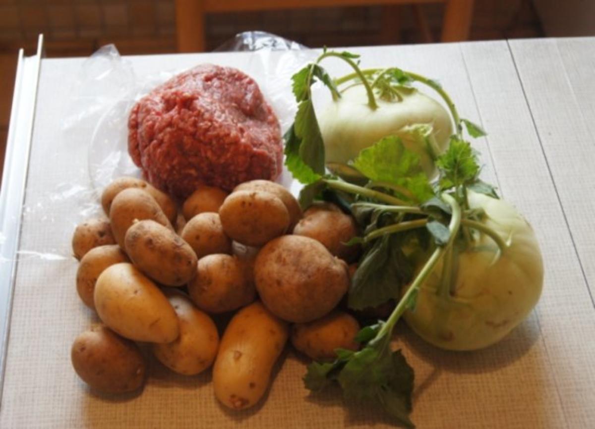 Rindermettsteak mit Sahne-Kohlrabi und Kartoffelstampf - Rezept - Bild Nr. 2