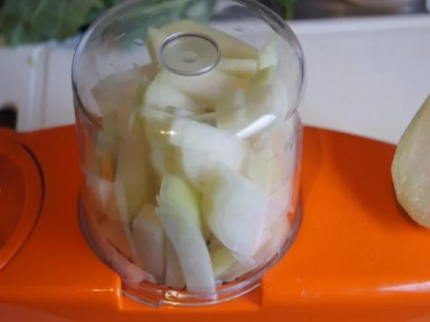 Rindermettsteak mit Sahne-Kohlrabi und Kartoffelstampf - Rezept - Bild Nr. 10