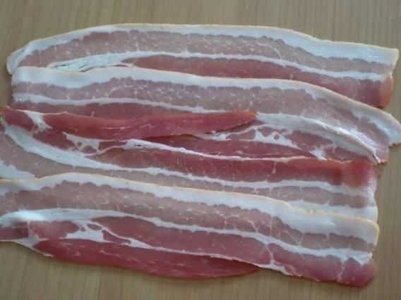 Rezept: Schweinefilet im Speckmantel mit Senf - Sahne -Sauce Bild Nr. 7 Schweinefilet im Speckmantel mit Senf - Sahne -Sauce - Rezept - Bild Nr. 7