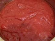 Sauce: Scharfe Tomaten-Paprika-Sauce - Rezept