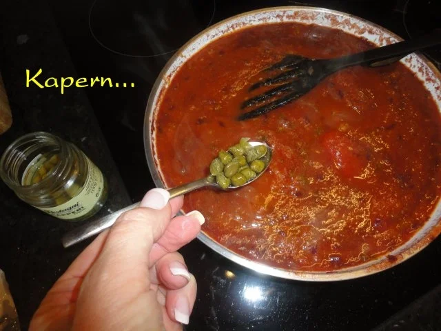 Fleischbällchen in Tomaten - Rotwein Sauce - Rezept - Bild Nr. 11