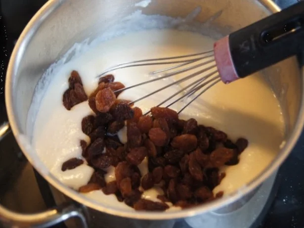 Tafelspitz mit Meerrettichsauce, karamellisierten Möhren und Kartoffelpilzen - Rezept - Bild Nr. 7