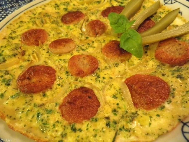 Bratwurst - Zwiebel - Käse - Omelett ... - Rezept