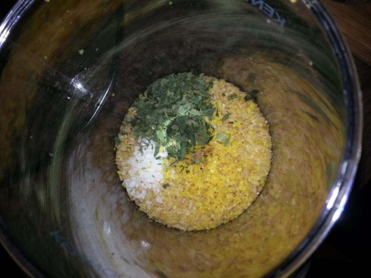 Calamariringe auf pikantem Paprikabett mit Zitronenbulgur - Rezept - Bild Nr. 7