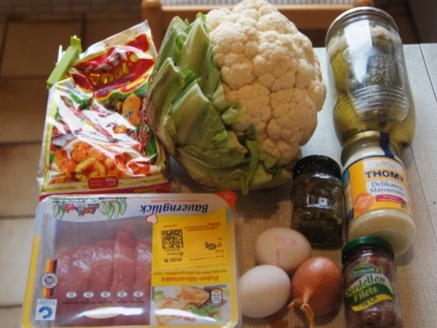 Putensteaks mit ausgebackenen Blumenkohl und Tatarska Omacka - Rezept - Bild Nr. 2