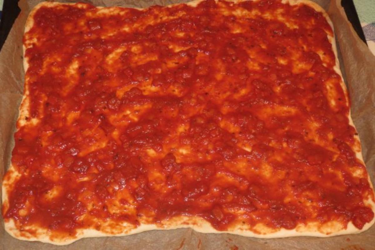 Pizza: Thunfisch - Rezept - Bild Nr. 4