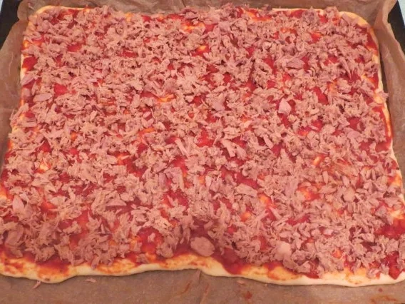 Pizza: Thunfisch - Rezept - Bild Nr. 5