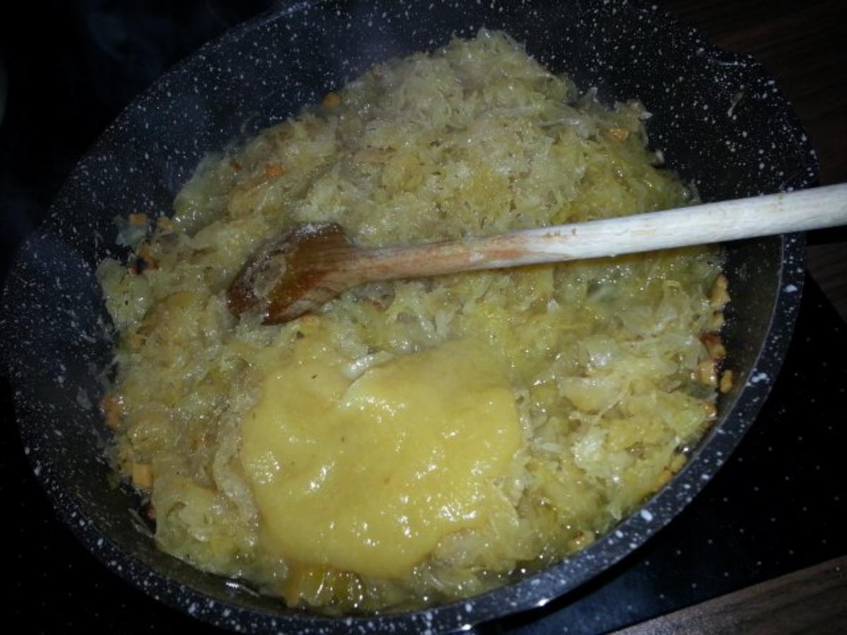 Gebackene Balsamico Kartoffeln mit karamellisiertem Sauerkraut - Rezept - Bild Nr. 6