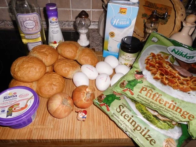 Rezept: Semmelknödel mit Waldpilzragout>> Bild Nr. 2 Semmelknödel mit Waldpilzragout>> - Rezept - Bild Nr. 2