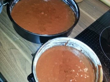 Schokotorte mit Erdbeermousefüllung und Rosenganache - Rezept - Bild Nr. 4