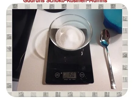 Rezept: Muffins: Schoko-Rosinen-Muffins Bild Nr. 5 Muffins: Schoko-Rosinen-Muffins - Rezept - Bild Nr. 5