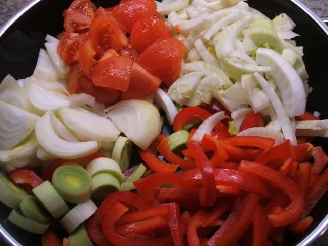 Rezept: Fleisch: Geschmortes Kaninchen auf Gemüsebett Bild Nr. 7 Fleisch: Geschmortes Kaninchen auf Gemüsebett - Rezept - Bild Nr. 7