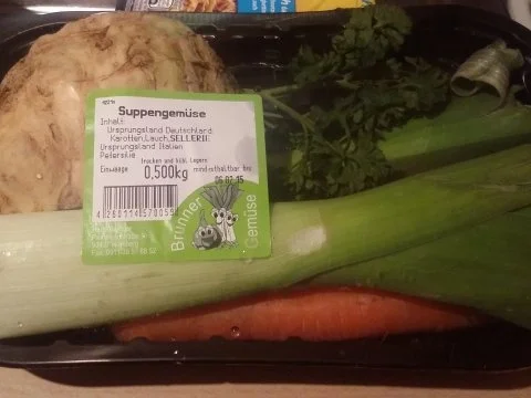 Rezept: Gebratene Nudeln mit Pute Bild Nr. 2 Gebratene Nudeln mit Pute - Rezept - Bild Nr. 2