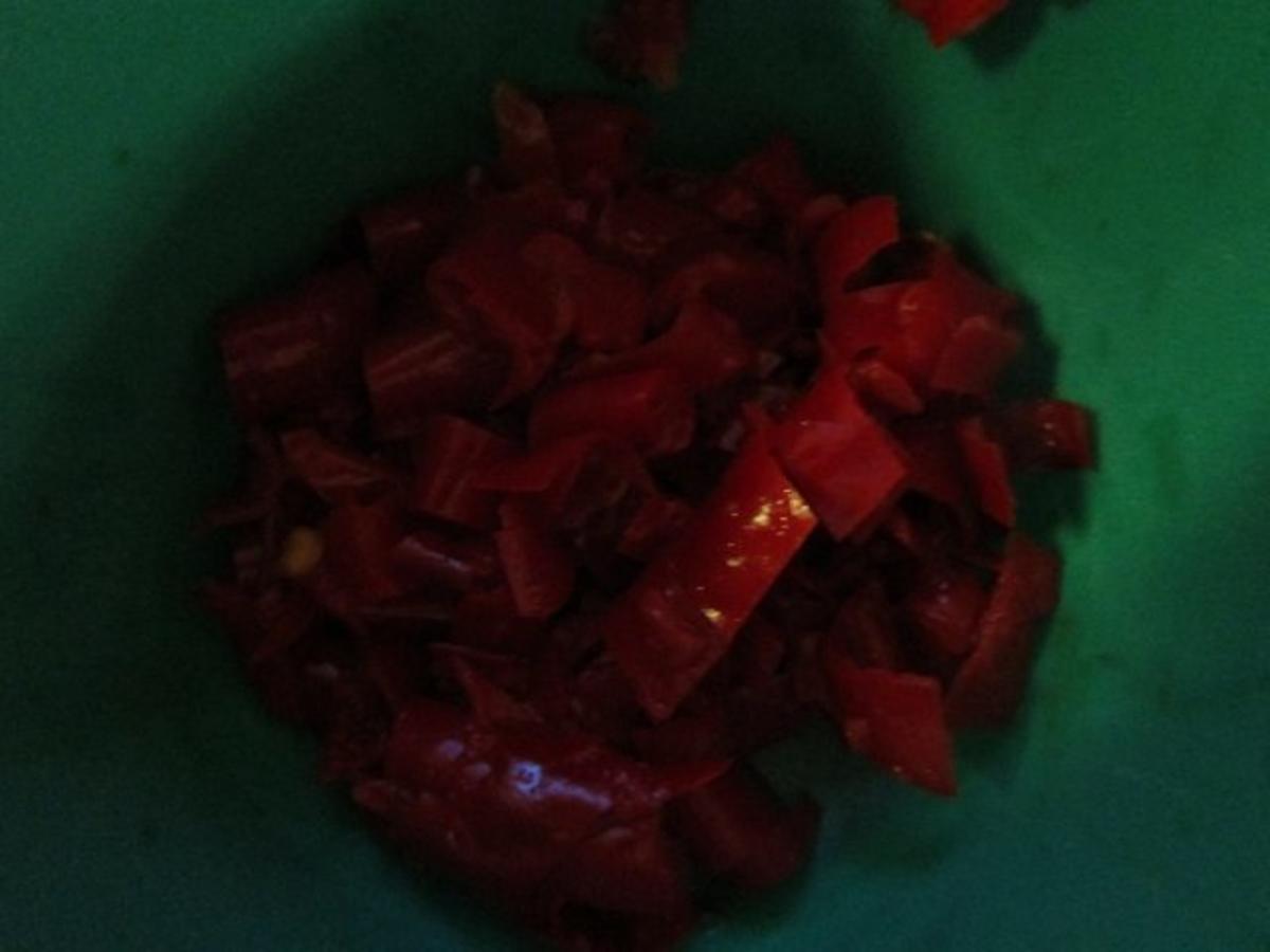 Paprika-Hackbällchen mit Tomaten-Paprika-Salsa - Rezept - Bild Nr. 8
