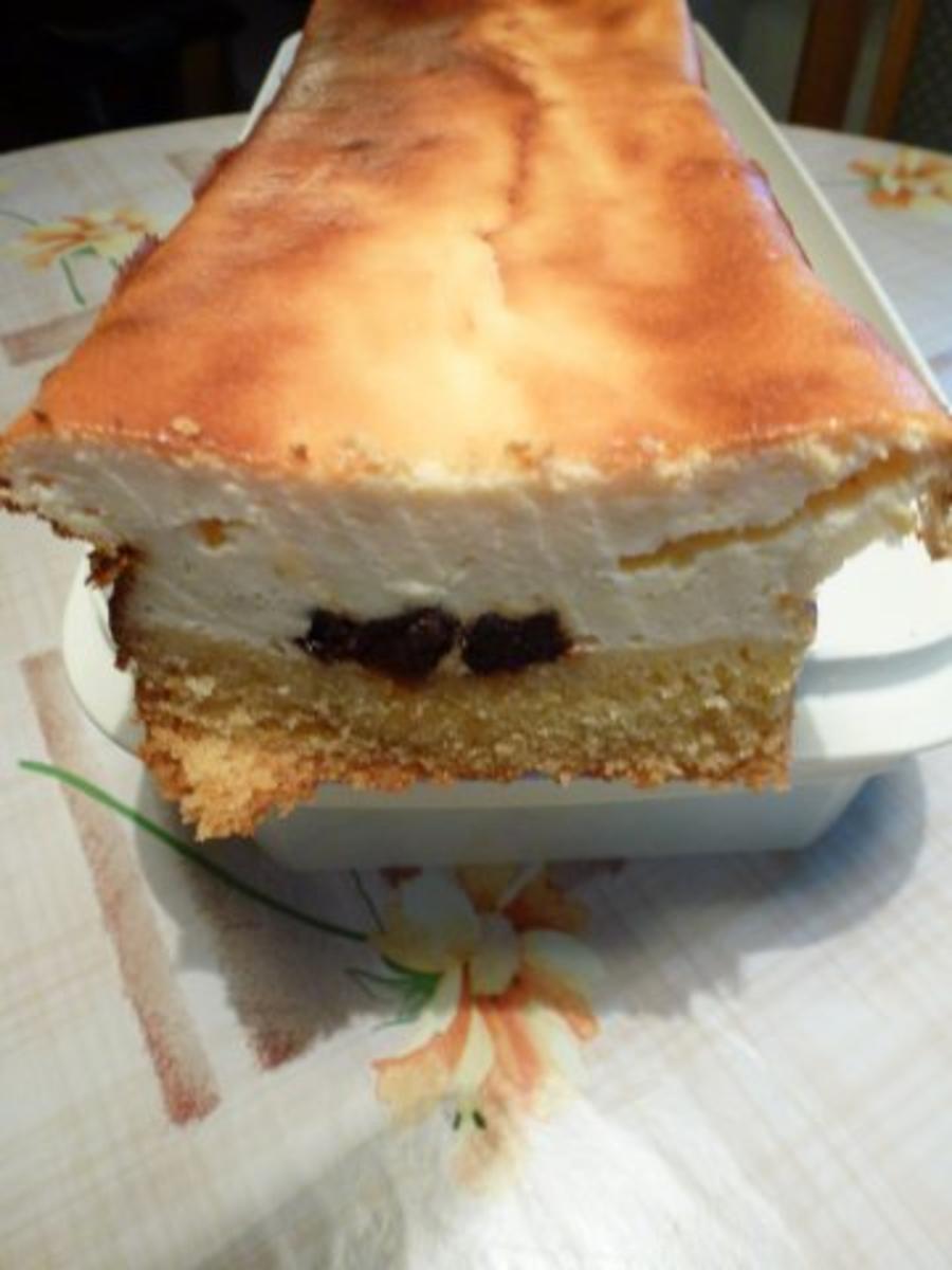 Käsekuchen mit Rotweinpflaumen - Rezept - Bild Nr. 2