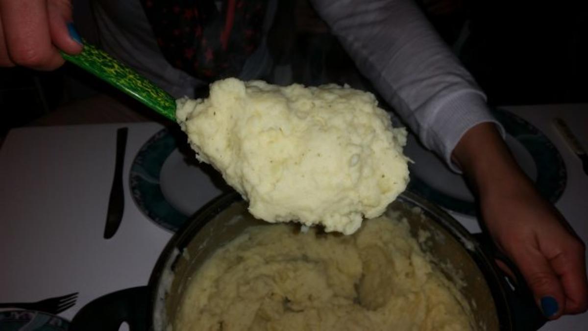 Braten / Fleisch: Leon's Mozarella - Hackfleisch unter der Haube - Rezept - Bild Nr. 5
