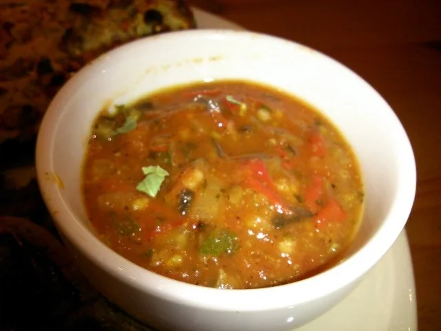 Walnuss-Käse-Zucchini überbacken, mit Tomaten-Oliven-Salsa - Rezept - Bild Nr. 5