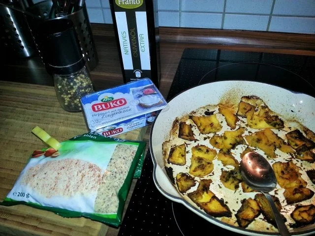 Handgemachte Ravioli mit Ziegenfrischkäse-Kürbisfüllung - Rezept - Bild Nr. 3