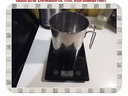 Rezept: Brot: Dinkelbrot mit Kürbiskernen Bild Nr. 2 Brot: Dinkelbrot mit Kürbiskernen - Rezept - Bild Nr. 2