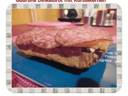 Rezept: Brot: Dinkelbrot mit Kürbiskernen Bild Nr. 12 Brot: Dinkelbrot mit Kürbiskernen - Rezept - Bild Nr. 12