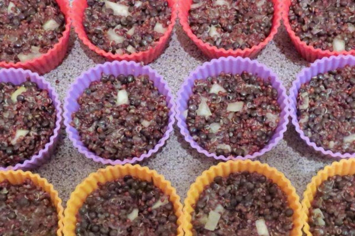 Zwischensnack: Schwarze Linsen - Quinoa - Muffins - Rezept - Bild Nr. 5