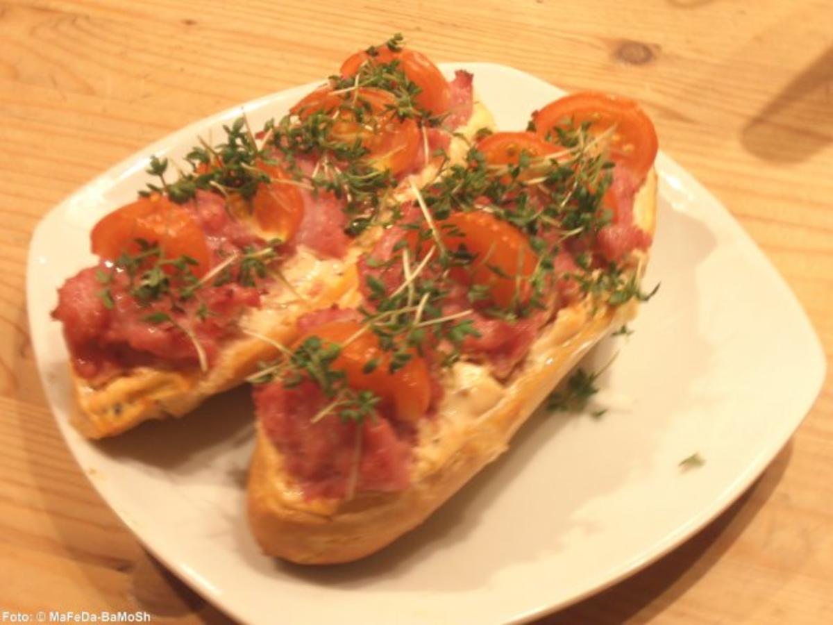 Bilder für Zwiebelmett-Baguette - Rezept