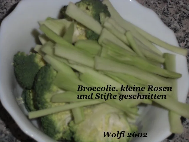 Rezept: Gemüse : WOK Gemüse pur mit China-Reis-Nudeln Bild Nr. 5 Gemüse : WOK Gemüse pur mit China-Reis-Nudeln - Rezept - Bild Nr. 5