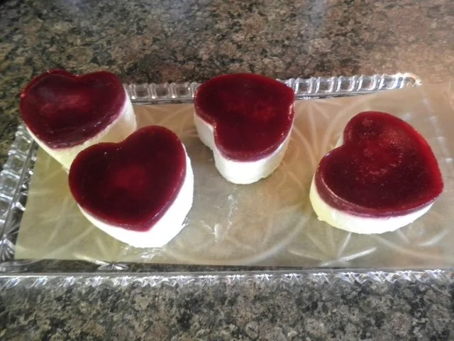 Rezept: Valentins - Dessert ... ein Dessert zum Verlieben ... ;-) Bild Nr. 24 Valentins - Dessert ... ein Dessert zum Verlieben ... ;-) - Rezept - Bild Nr. 24